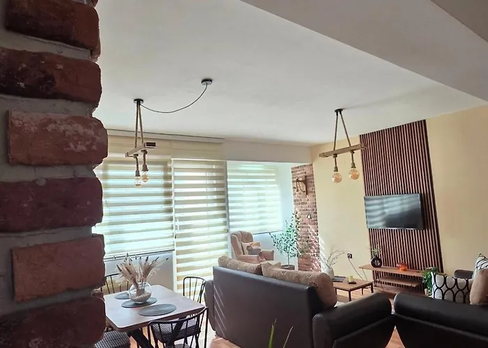 Spirit Loft - Center Скоп'є