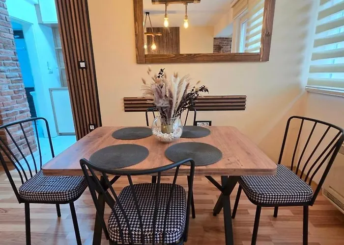 Spirit Loft - Center Апартаменти *